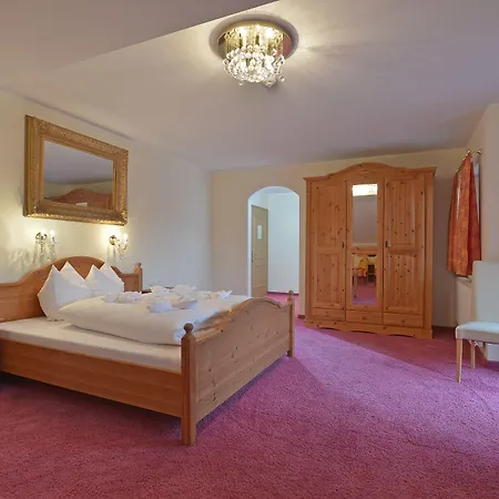 Posthotel מלון 3*