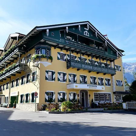 Posthotel فندق