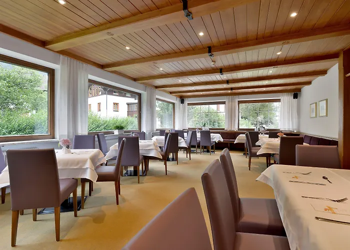 Posthotel 3* מאיירהופן